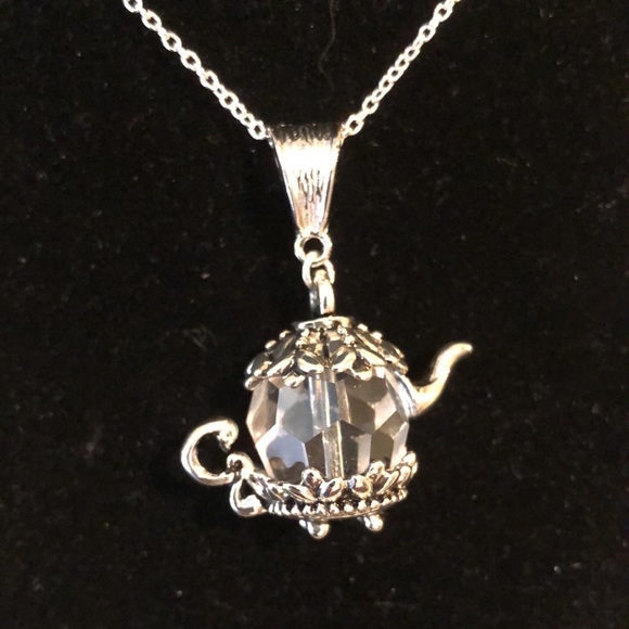 - Tea Pot Necklace - Picture 4 of 8